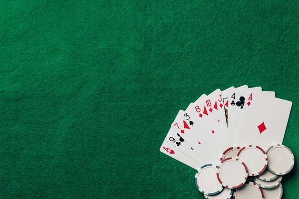 Card reveal and settlement Live dealer revealing Dragon Tiger cards on mpo4 stream